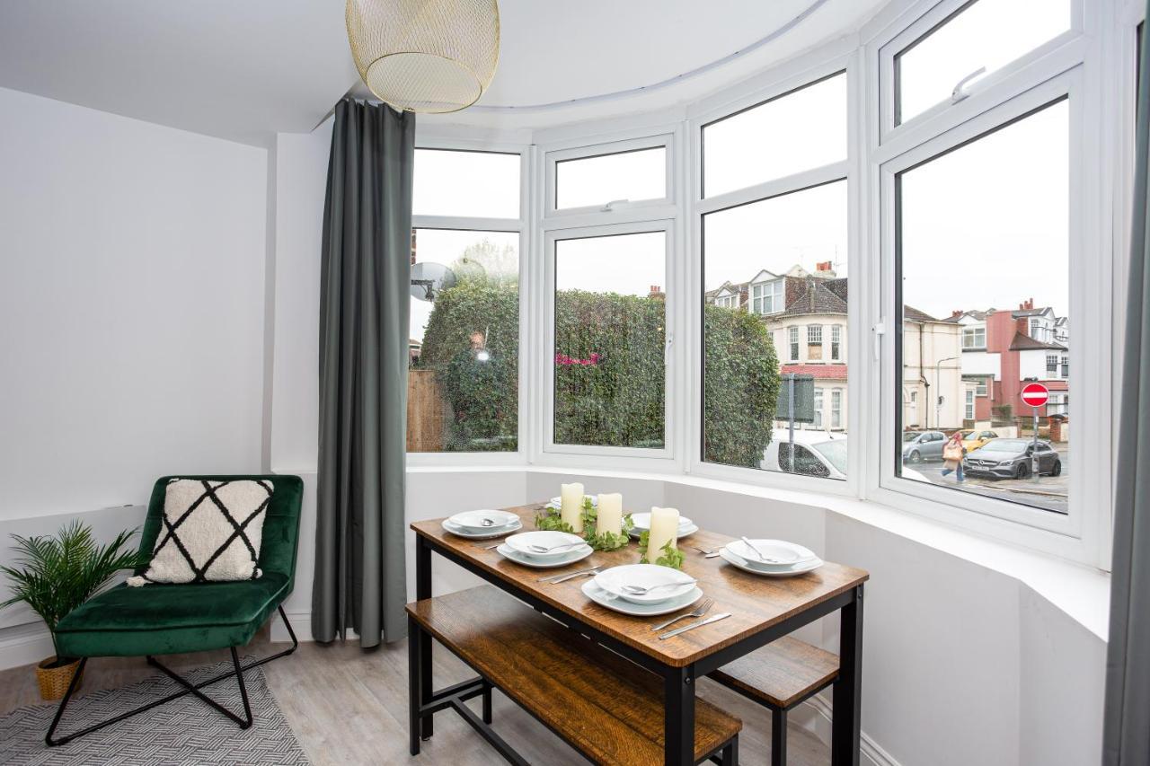 The Old Station Apartments By Sorted Stay Southend-on-Sea Bagian luar foto