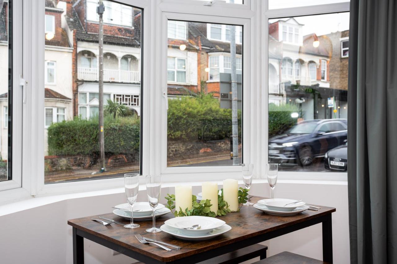 The Old Station Apartments By Sorted Stay Southend-on-Sea Bagian luar foto