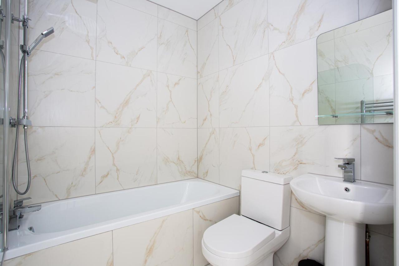The Old Station Apartments By Sorted Stay Southend-on-Sea Bagian luar foto