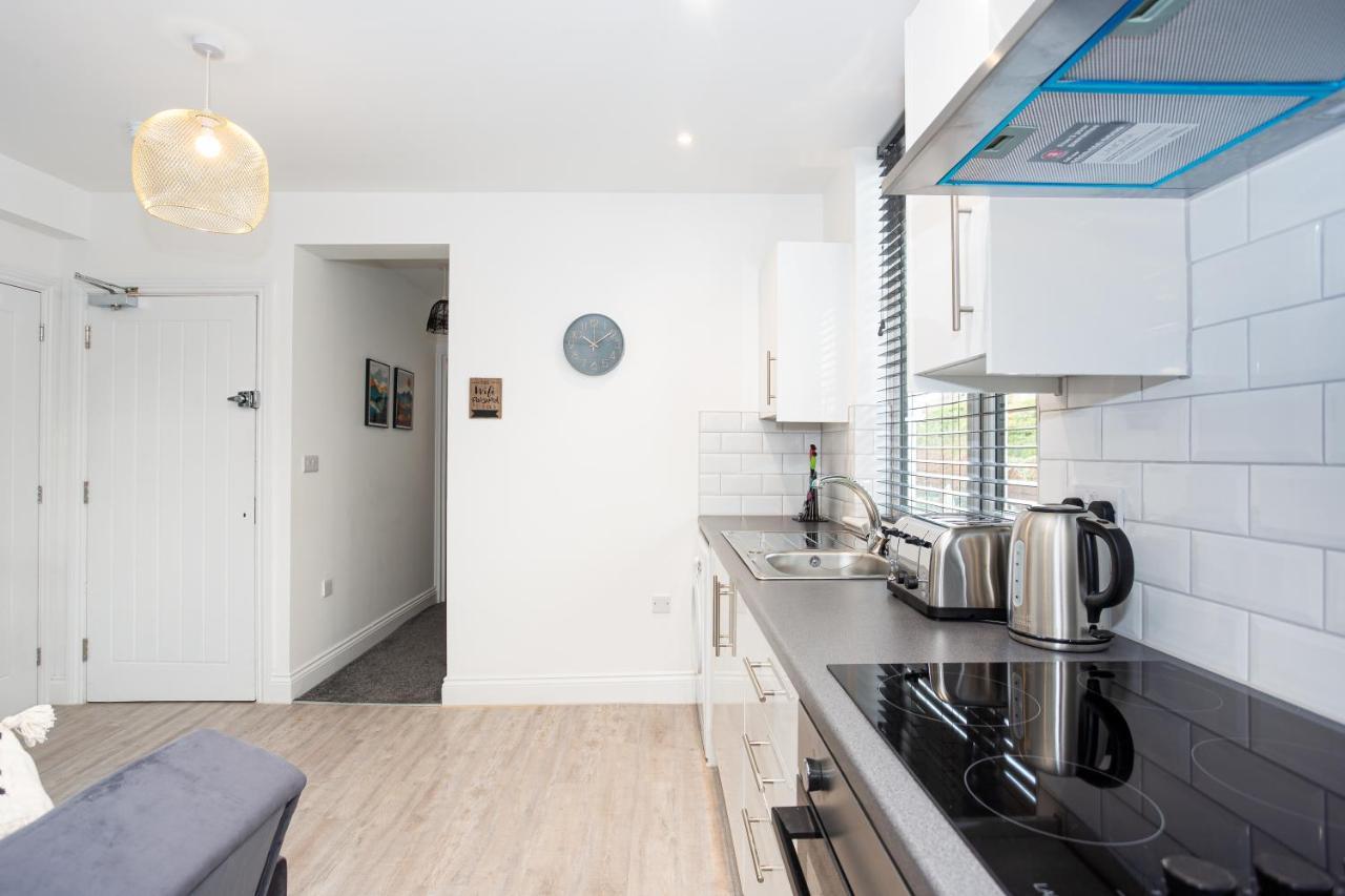 The Old Station Apartments By Sorted Stay Southend-on-Sea Bagian luar foto